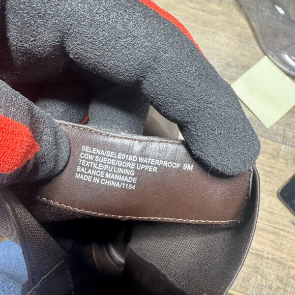 Blondo Selena Brown Suede Block Heel Ankle Boots Women's Size 9 - Picture 6 of 8